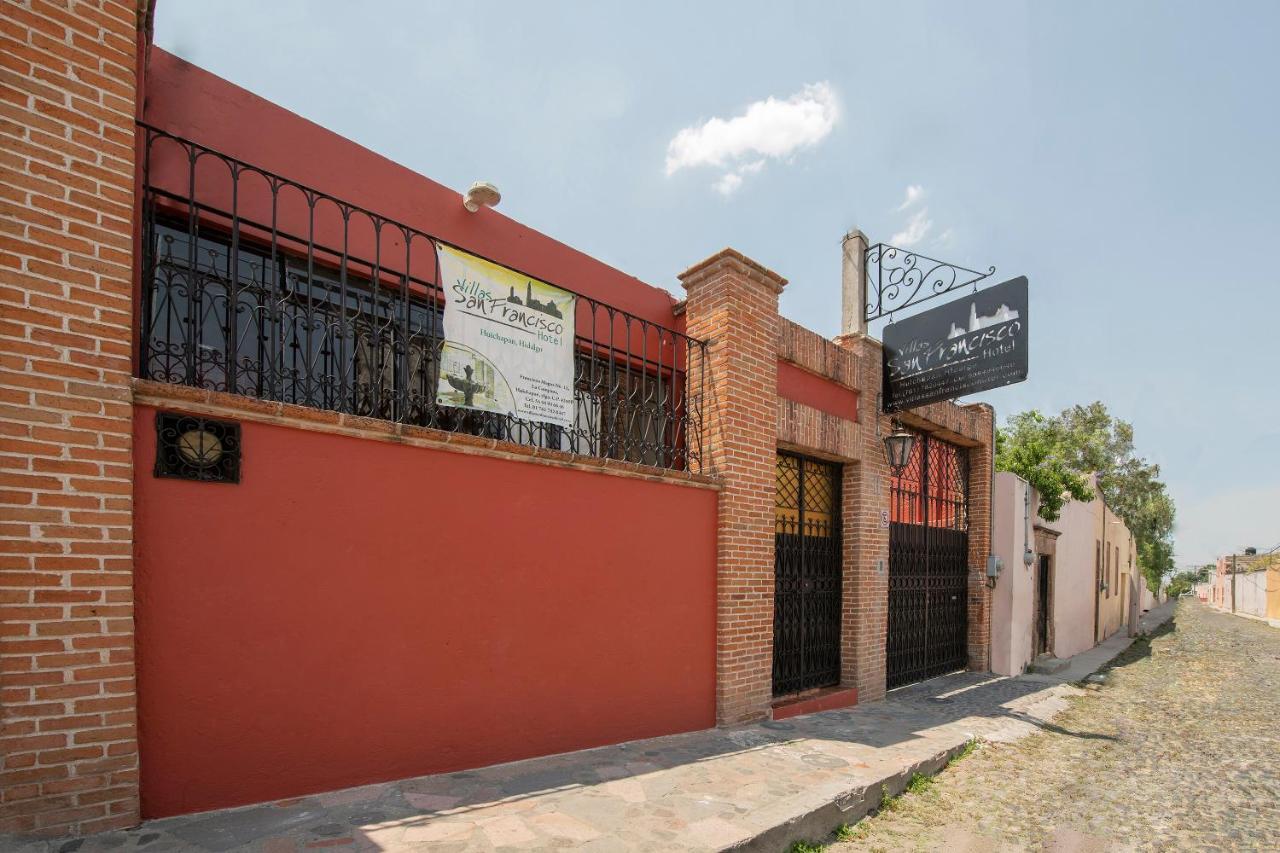 Capital O Villas San Francisco Hotel Huichapan Exterior photo